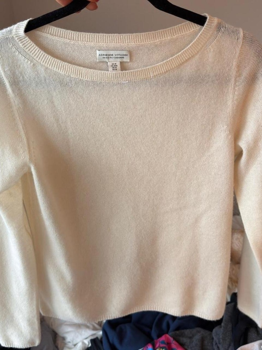 Adrienne Vittadini cashmere Cream Crew Neck Sweater